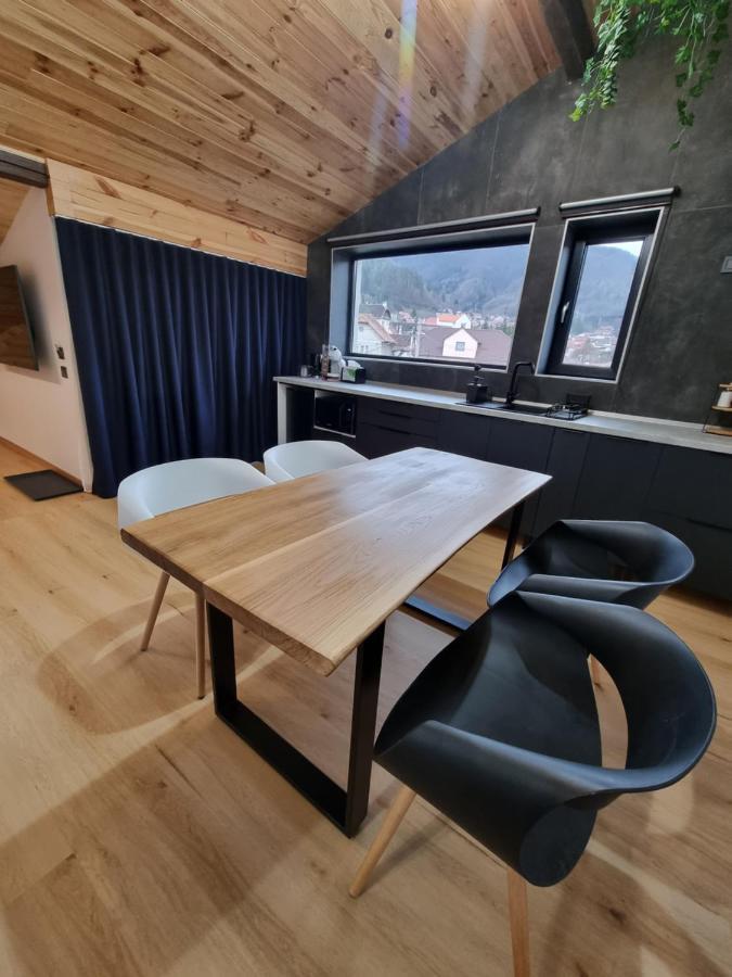 Casa Chiper - Attic Apartment With View Brașov Exterior foto