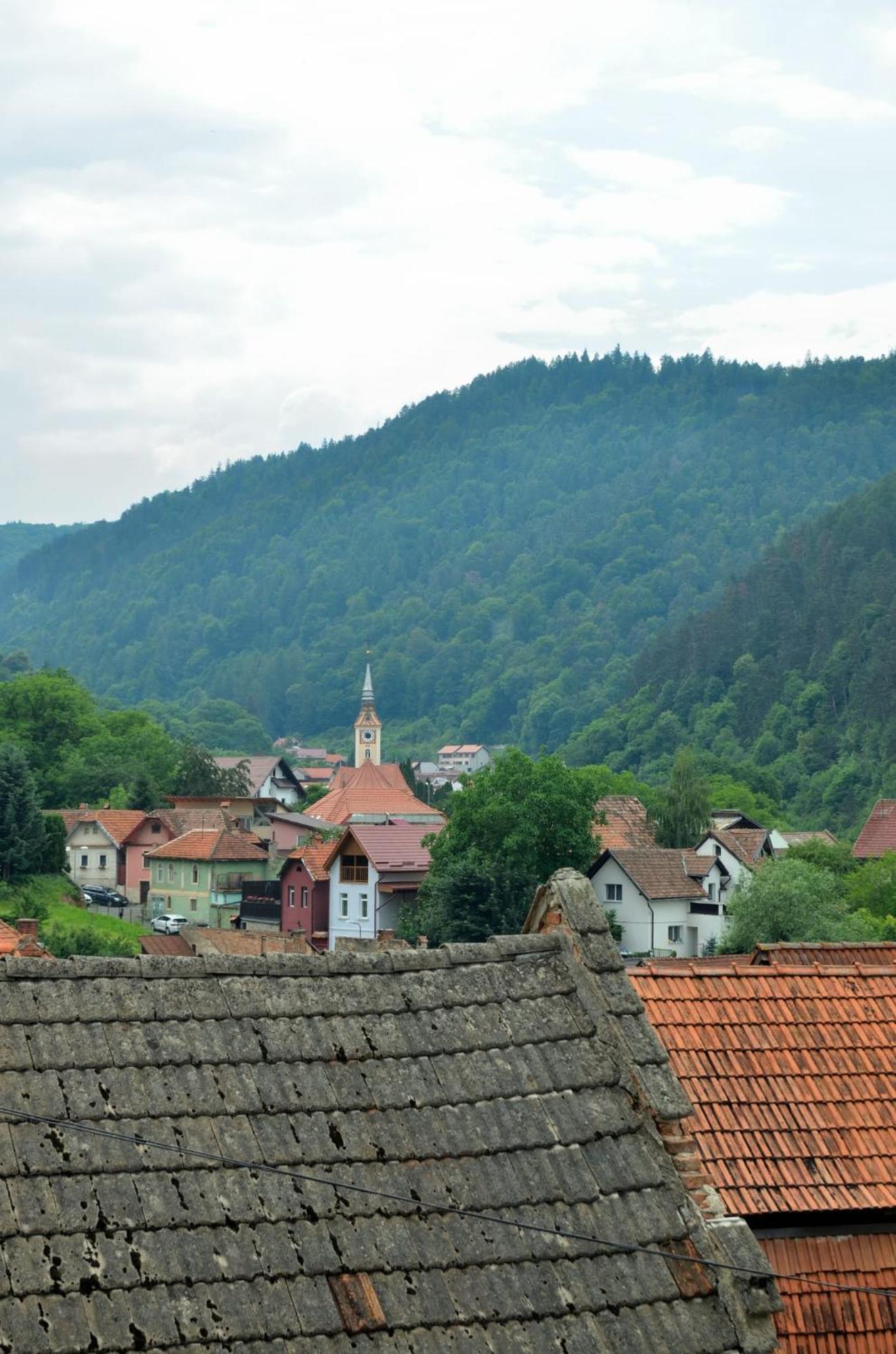 Casa Chiper - Attic Apartment With View Brașov Exterior foto